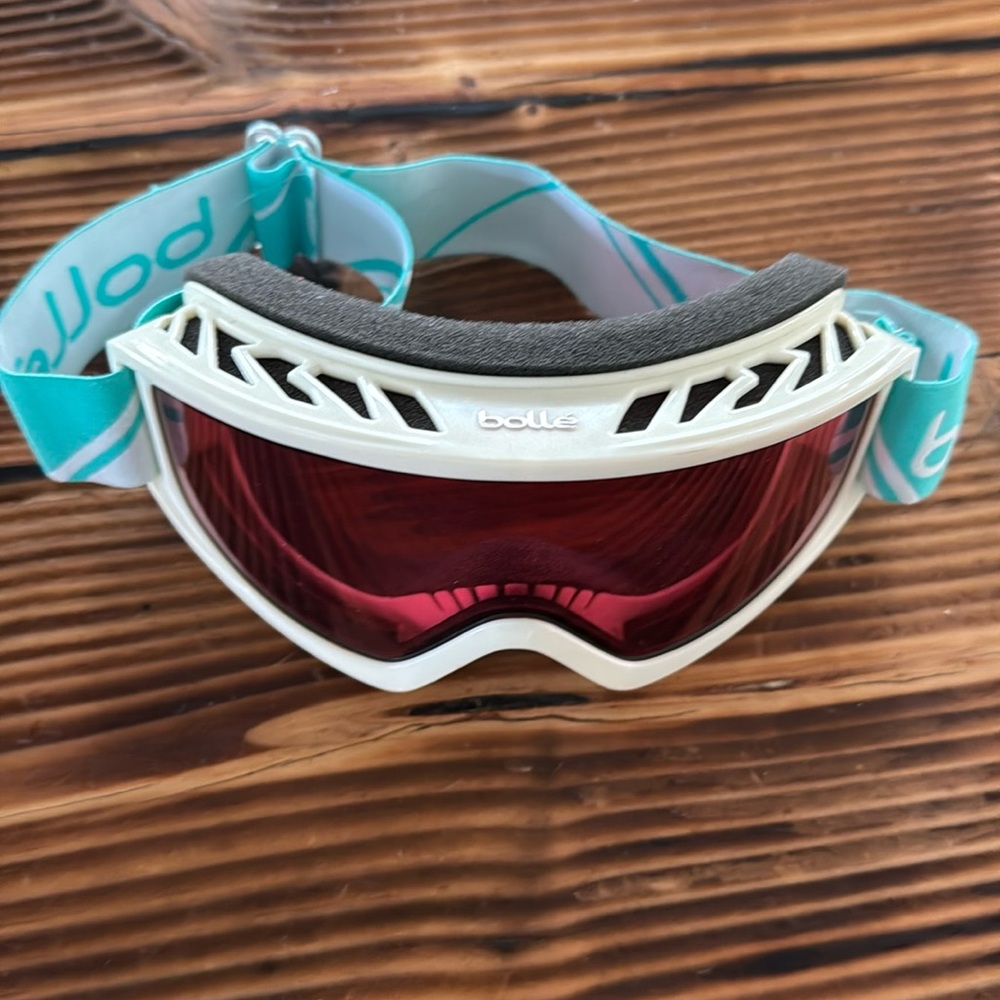 Bolle women’s ski goggles